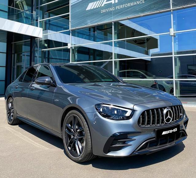100万内最强奔驰E级，新款AMG E53实车，六缸配四驱