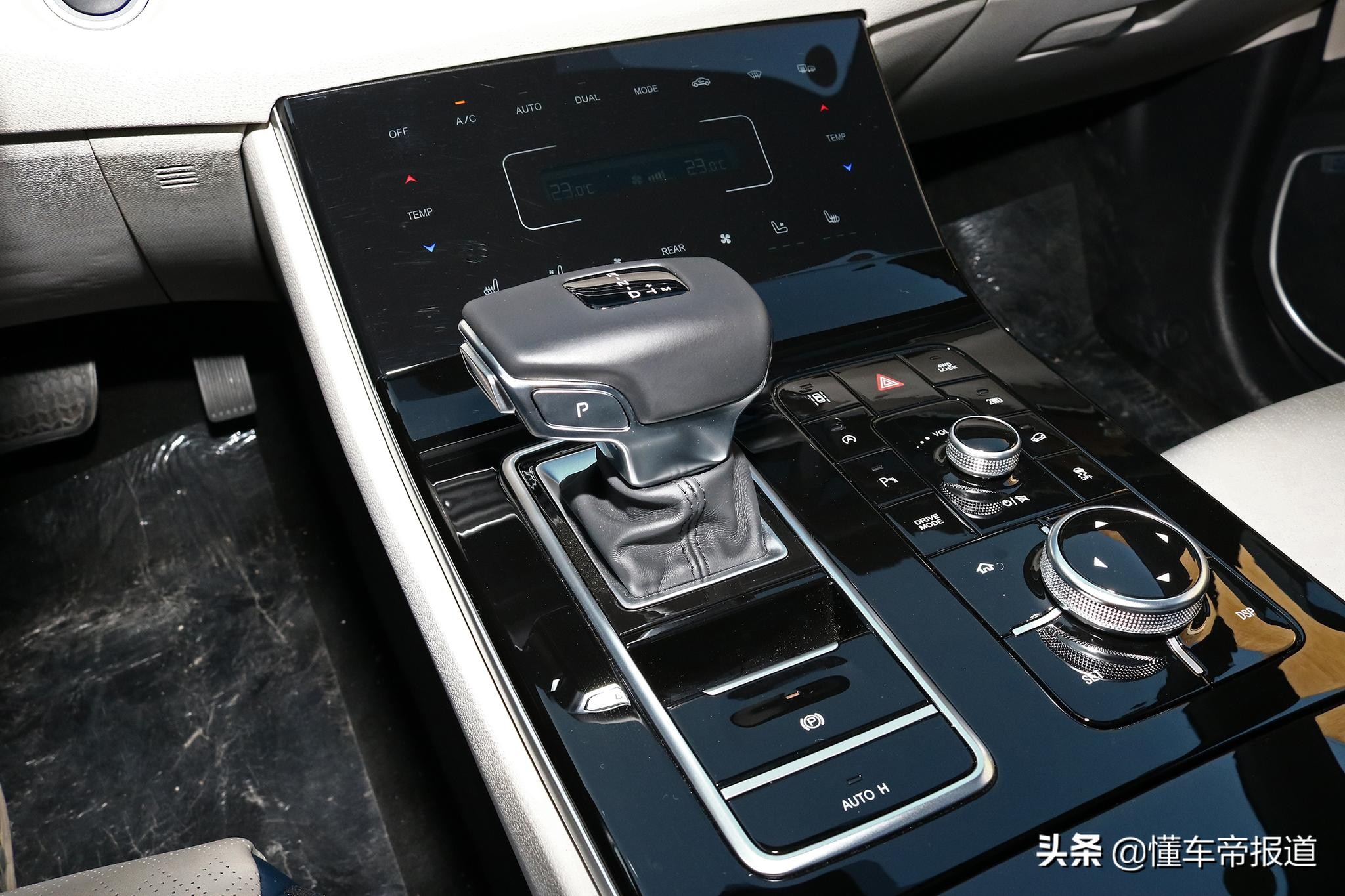 新车 | 售15.59万-16.59万元 2021款东风风光ix7上市