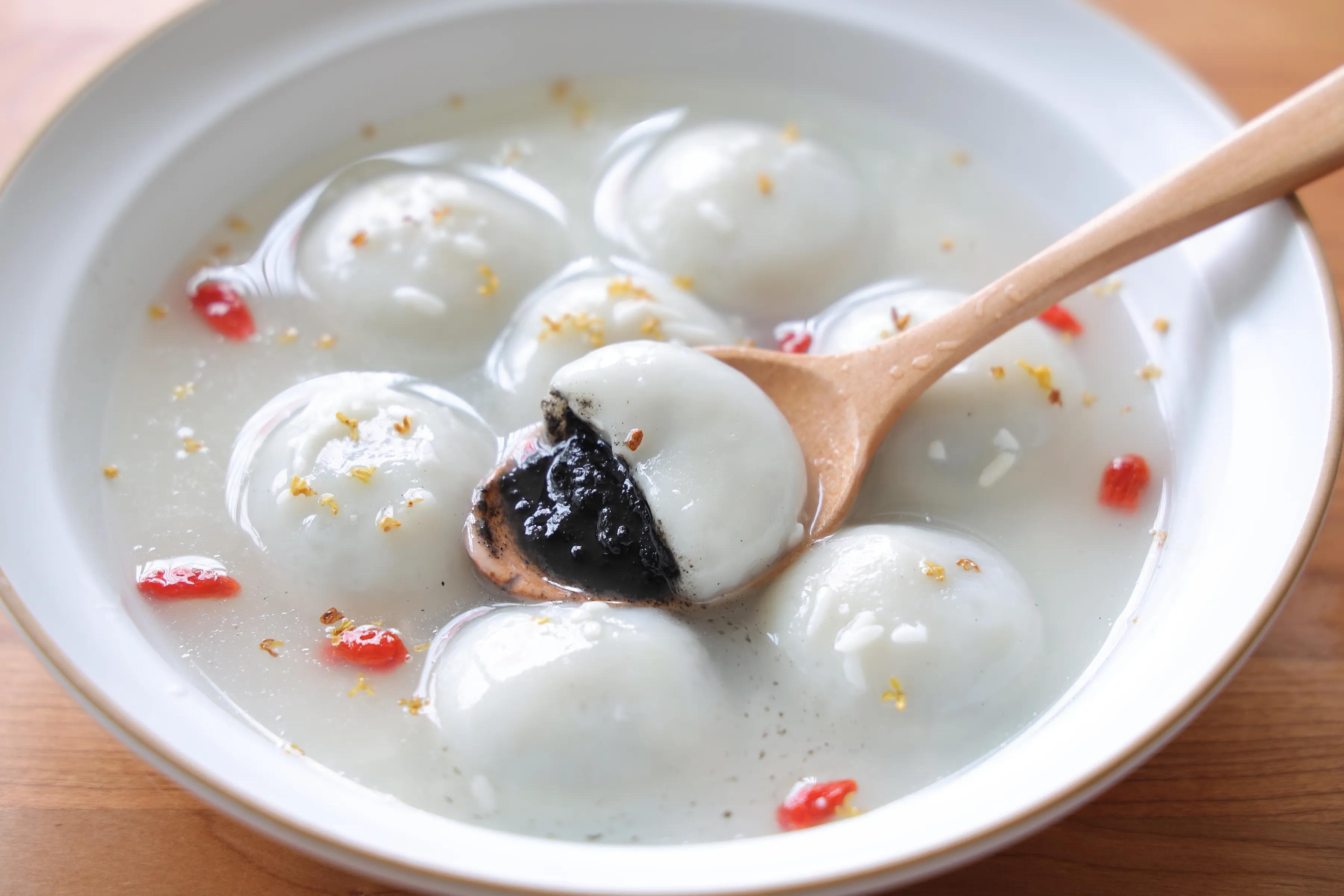 芝麻汤圆怎么做手把手教你做好吃的黑芝麻馅汤圆