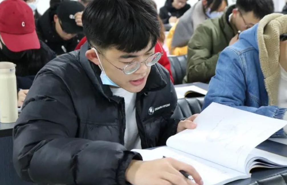 4所“双非高校”不简单，考研学生扎堆报考，上岸难度不输985