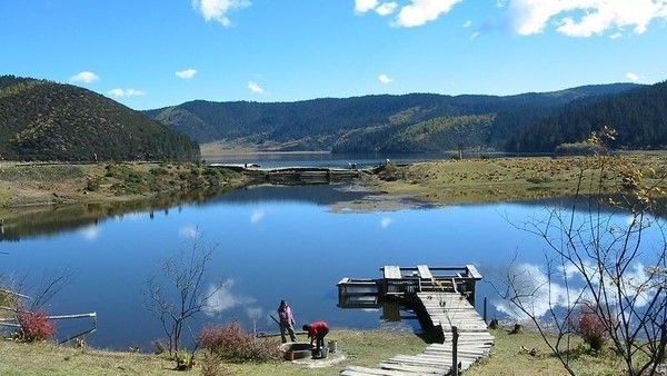 1童年,2安妮的仙境,3初雪,4雪之夢,5迷霧之珠,6寂靜之聲,7老鷹之歌,8