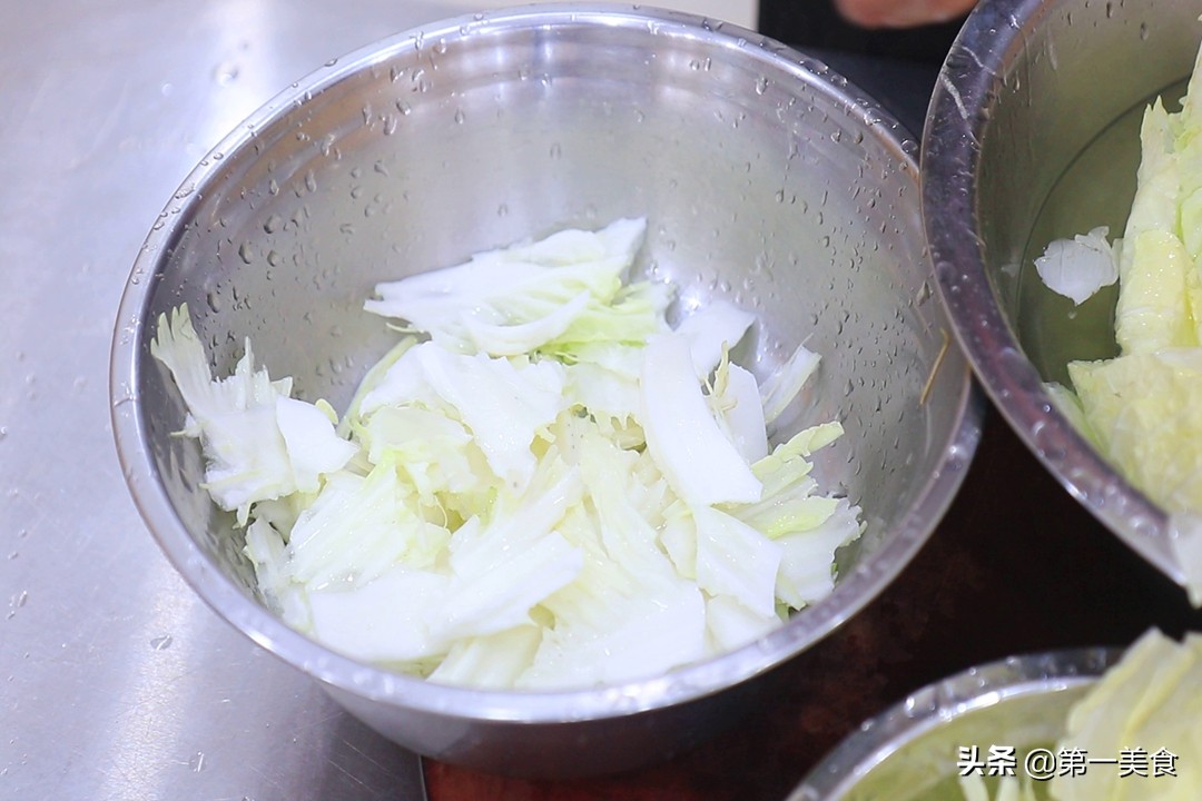 白菜怎么炒最好吃,白菜怎么炒最好吃简单
