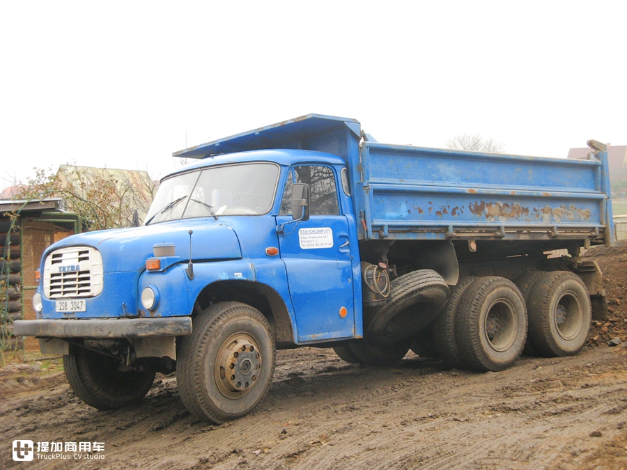 曾经的风冷内八字是多少卡车人的梦致敬那些年开过的太脱拉