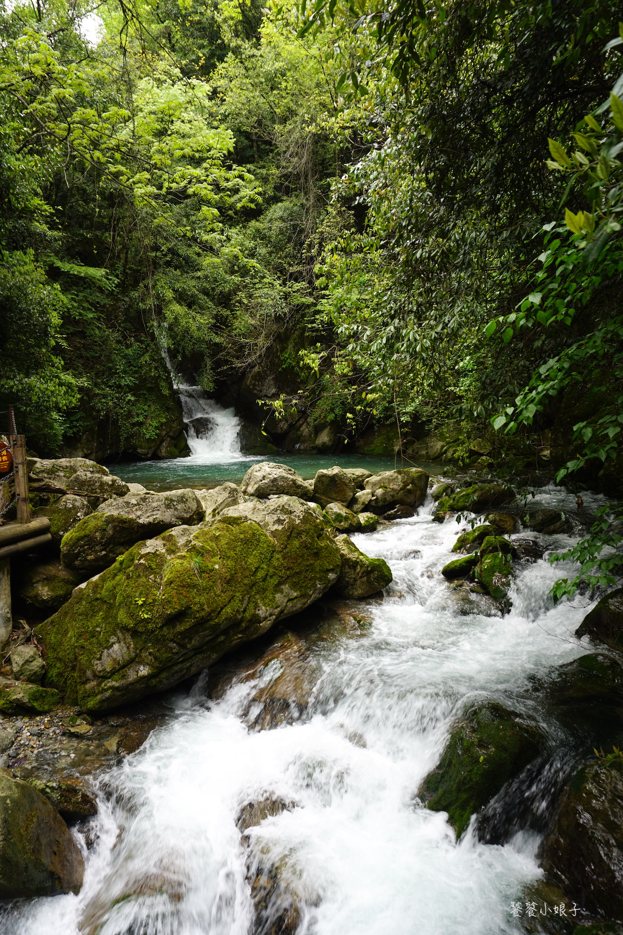 大自然最奇的景色，大瀑布穿山，秀美又壮观——神农架自驾行(6)