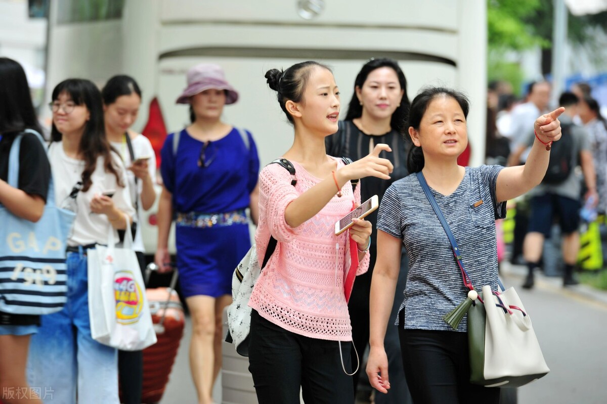 南艺美术设计类校考全国排名49名，高考文化多少分才能被录取？