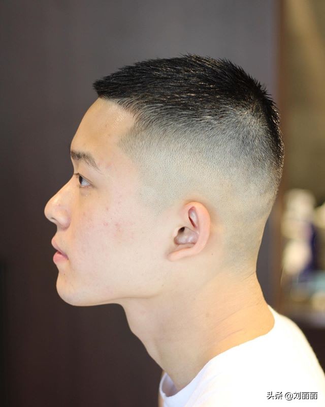 男胖人适合的发型图片男士胖人适合什么发型图片