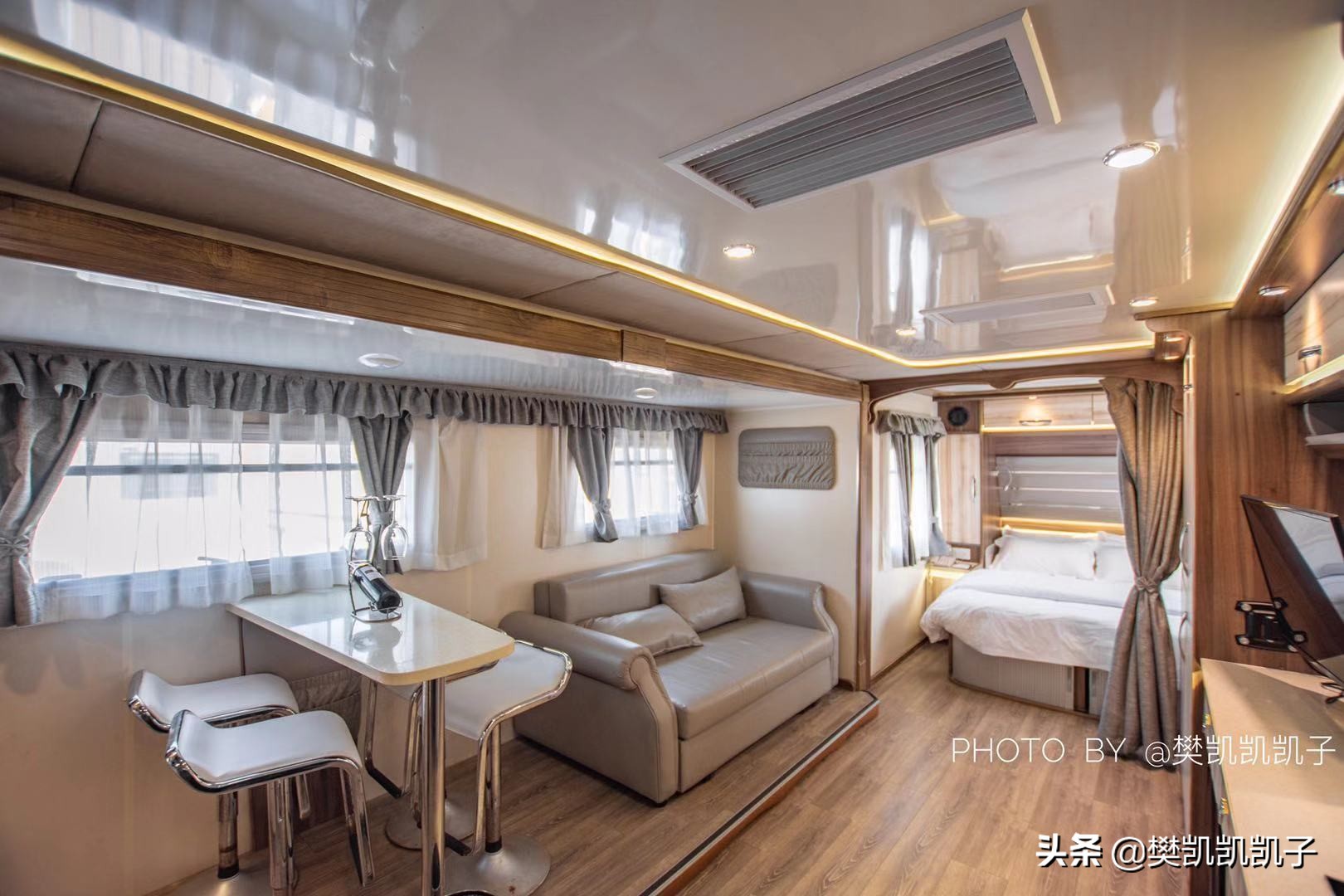 漳州的这处海湾居然这么美，福建人度假不用去三亚了，家门口就行