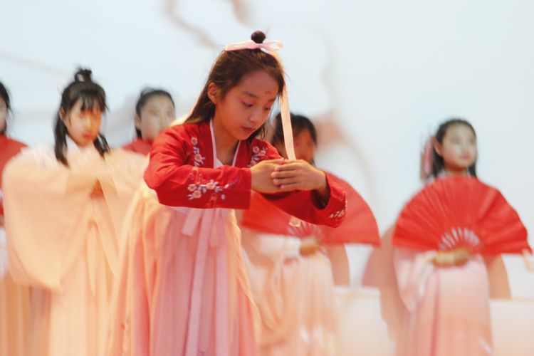 开发区实验学校：美矣美矣，开实芬芳“桃李”