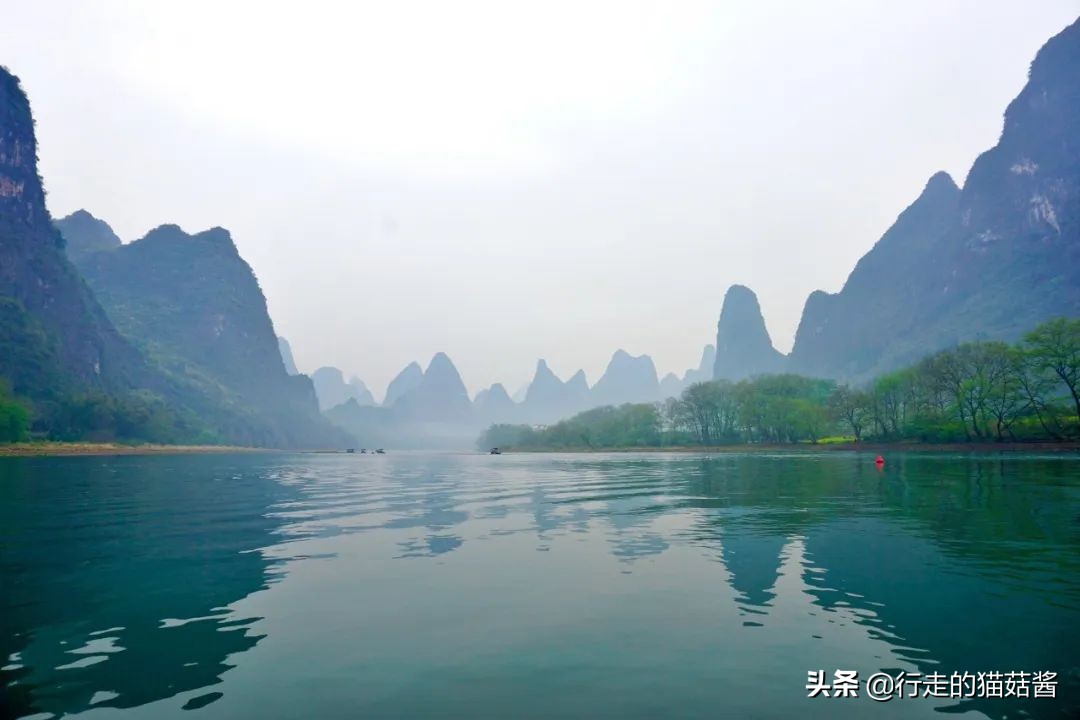3月份的桂林是最舒服惬意的时候，三天两夜看一场山水画中景