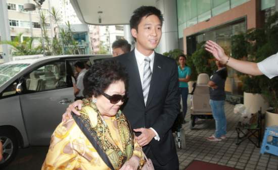 霍家四代女眷皆是极品，悄无声息便可搅动半个世纪风云