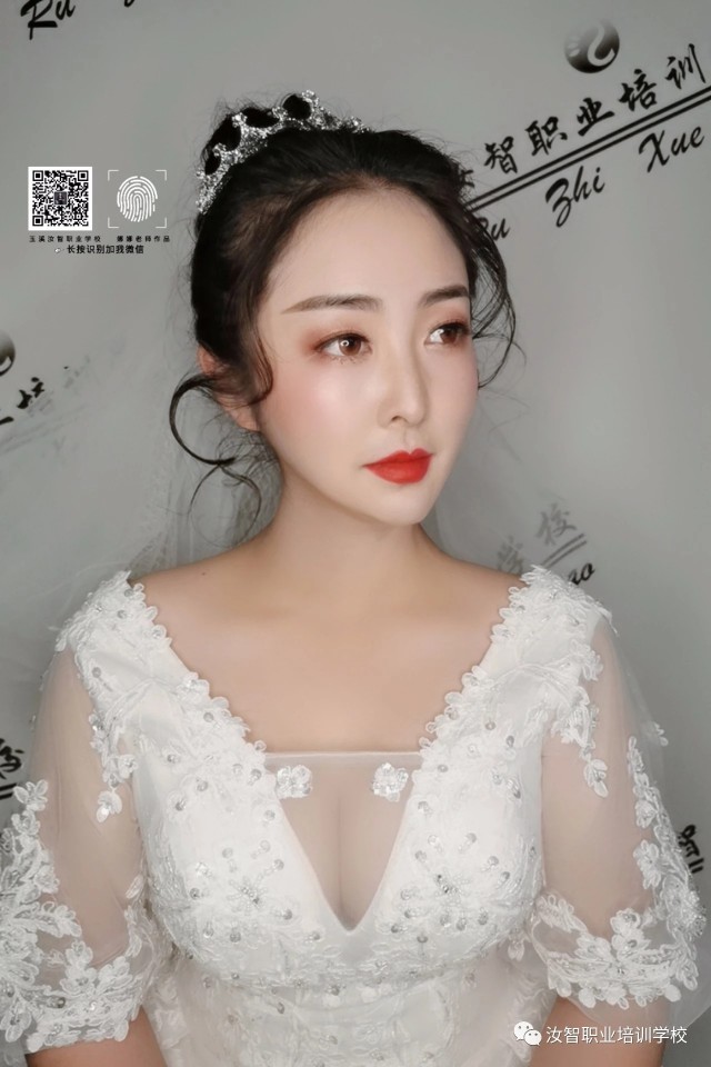 涨价通知！汝智学校化妆全科班学费年后涨至5980！年前仅需4980！