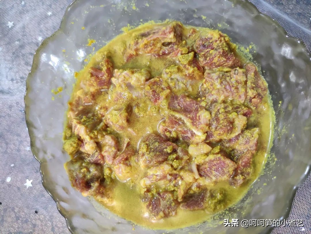 只要电饭煲就能做的咖喱饭，简单又好吃，快手还美味，适合新手党