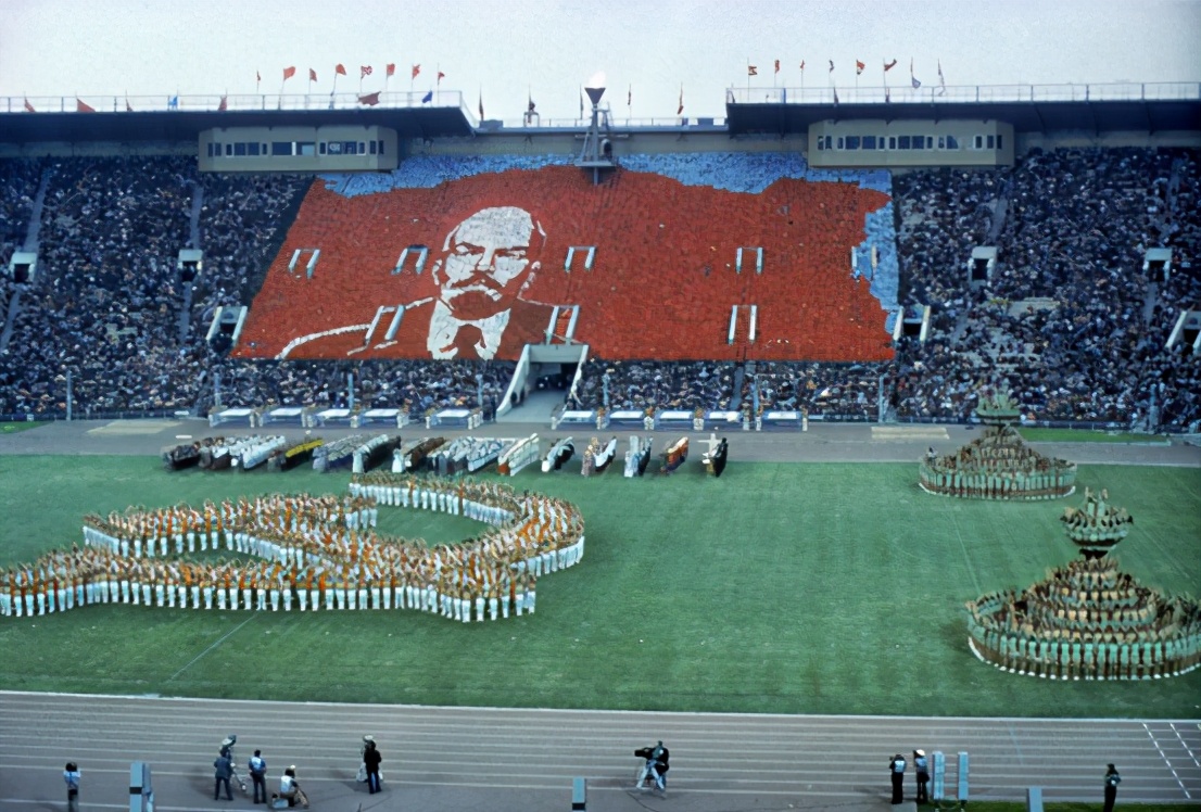 1984奥运会在哪个国家举行(1980年苏联奥运会：中、美等65个国家抵制，花费50亿美元)