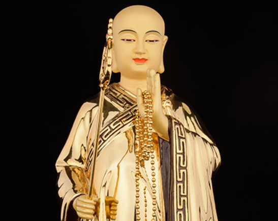 金蝉子是如来佛二徒弟，谁是大弟子？做了啥，唐僧遭贬十世方成人