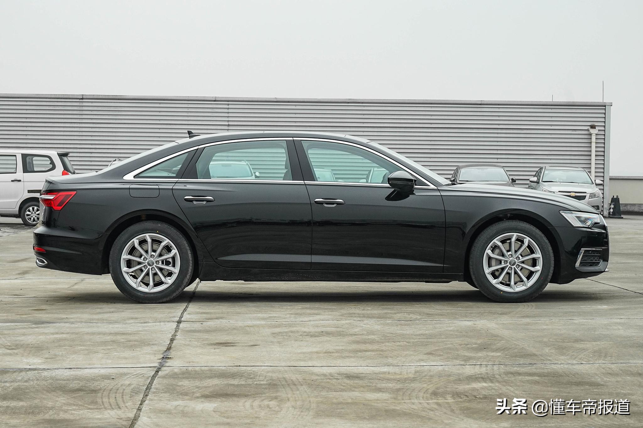 新车 | 售价比A6L高多少？上汽奥迪国产A7L四大看点解析