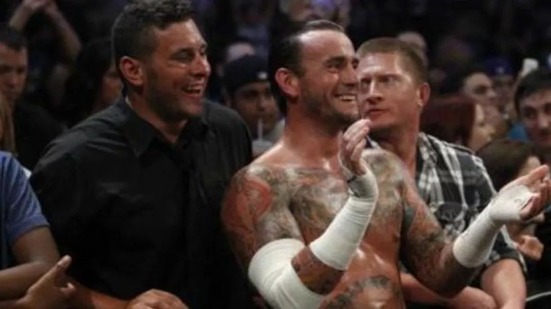 wwe2012皇家大戰（CM·朋克回歸WWE！帶你盤點CM·朋克職業生涯十佳比賽）