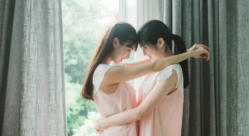 历久弥坚：见证岁月沉淀的深厚友情