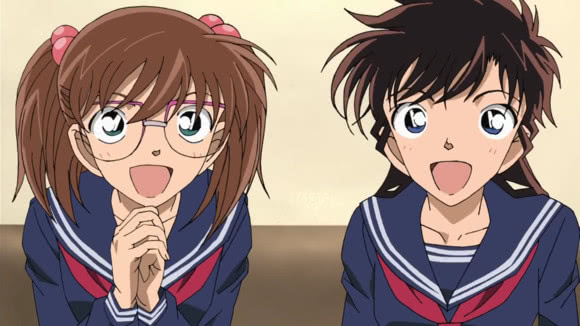 桃井惠子是怪盗基德女朋友青子的同学兼好友,同时也是怪盗基德的小迷