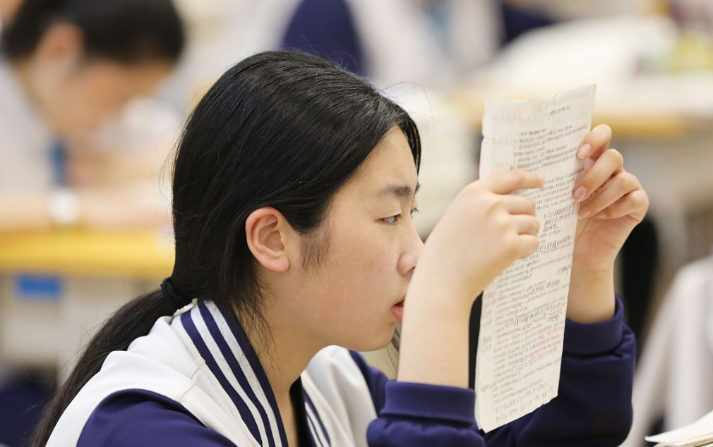 高考“电子阅卷”很残酷，一点没有人情味，3秒就能决定人生