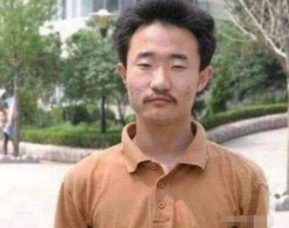 高考史上分数最高的两个人，一个749分一个750分，如今怎么样了