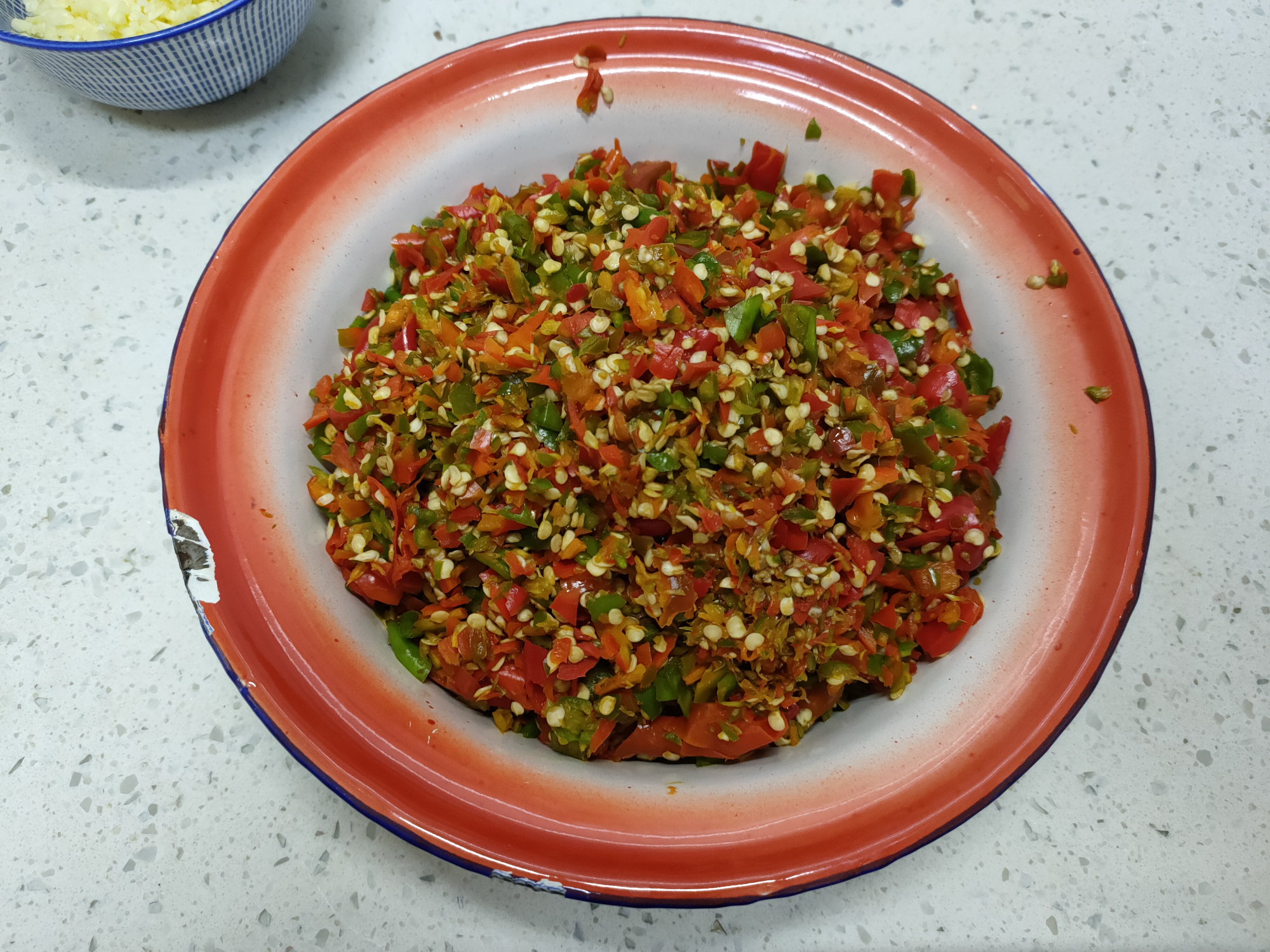 辣椒酱如何长期保存不变质？老厨师：做到3点，放一年都不坏