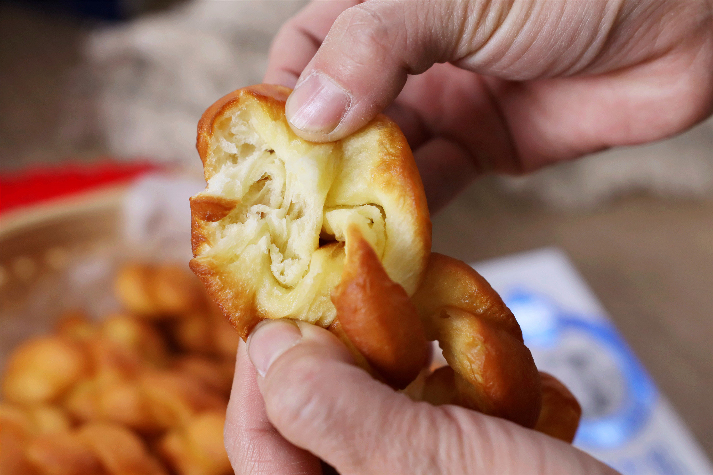 炸麻花家庭做法「家庭炸麻花的做法和配方」