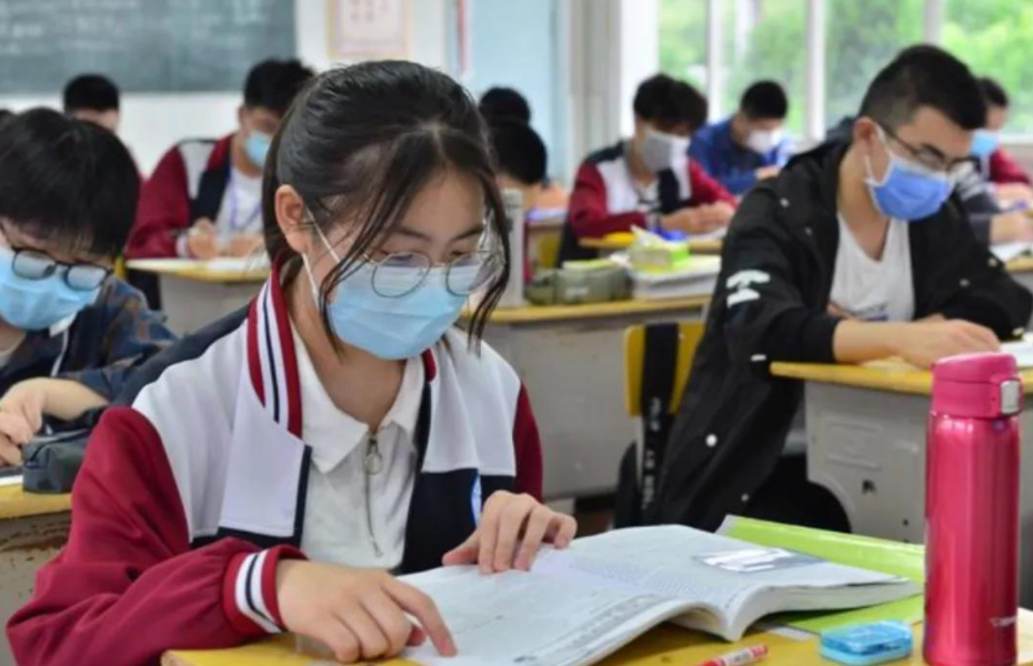 河北“低调有实力”的大学，因靠近北京被“埋没”，有些形单影只