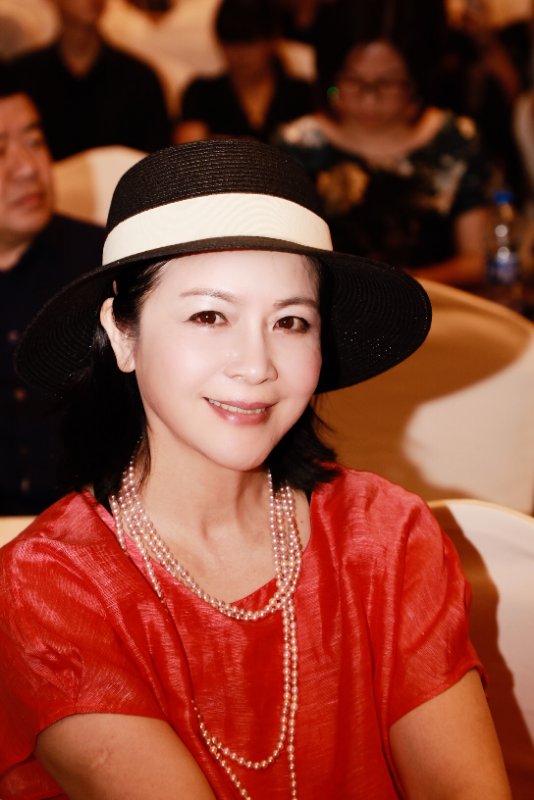 金莉莉为考中戏遗憾辞演“迎春”，超越自己出演《红嫂》受欢迎！