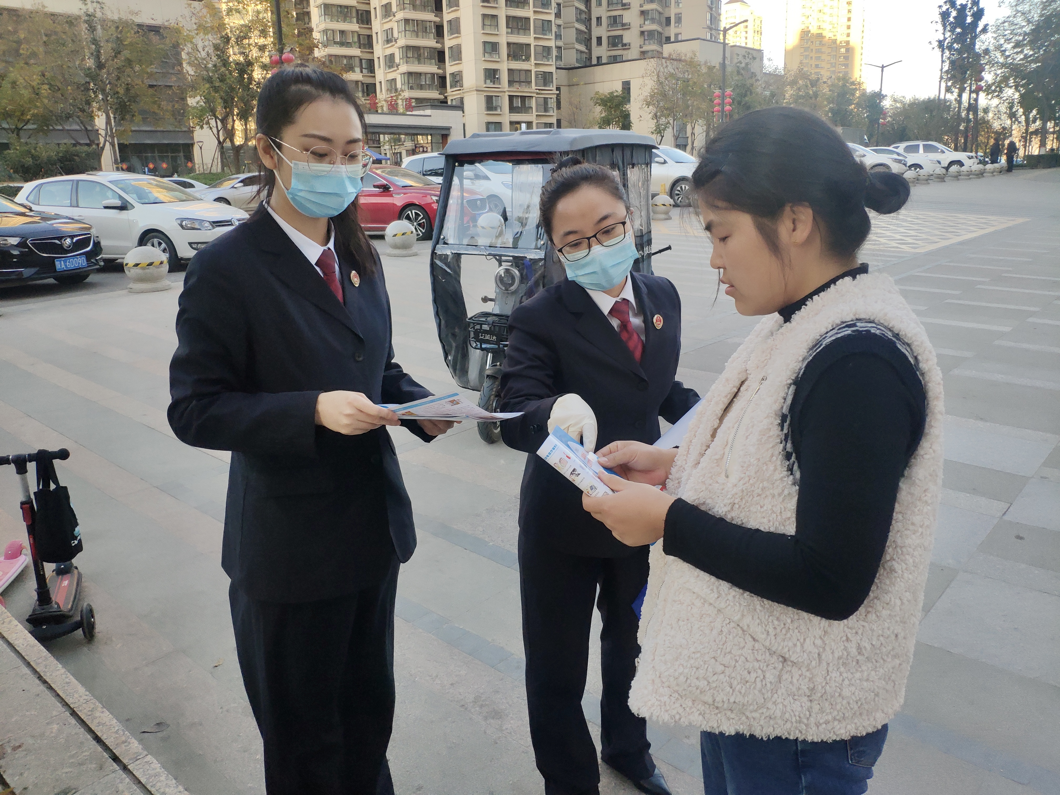 西安市长安检察院持续开展平安建设宣传活动