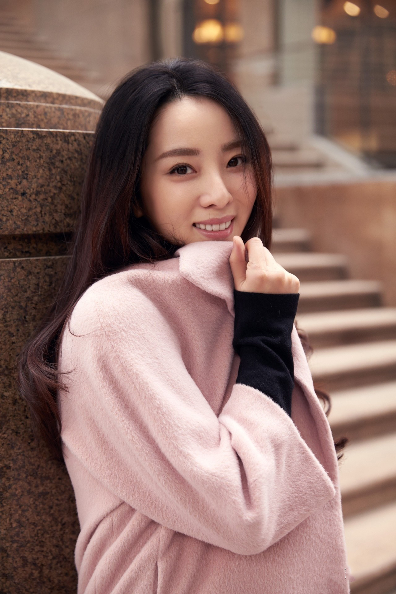 "千年老二"李思思:三年抱俩,人前有多风光,背后就有多艰辛