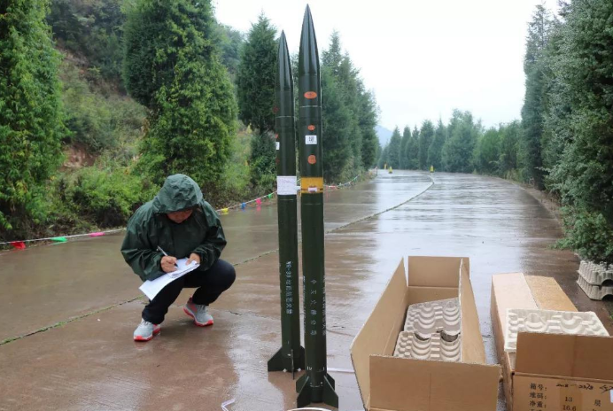 人工增雨是怎样实现的？发射一枚降雨弹花费多少钱？科学家来揭秘