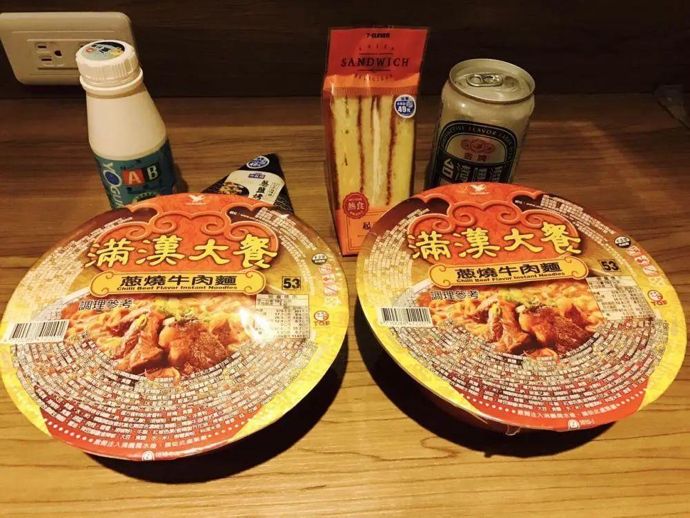 统一饮料世界杯(康师傅不出，统一与谁争锋？这对冤家的血泪斗争史，笑死我了)