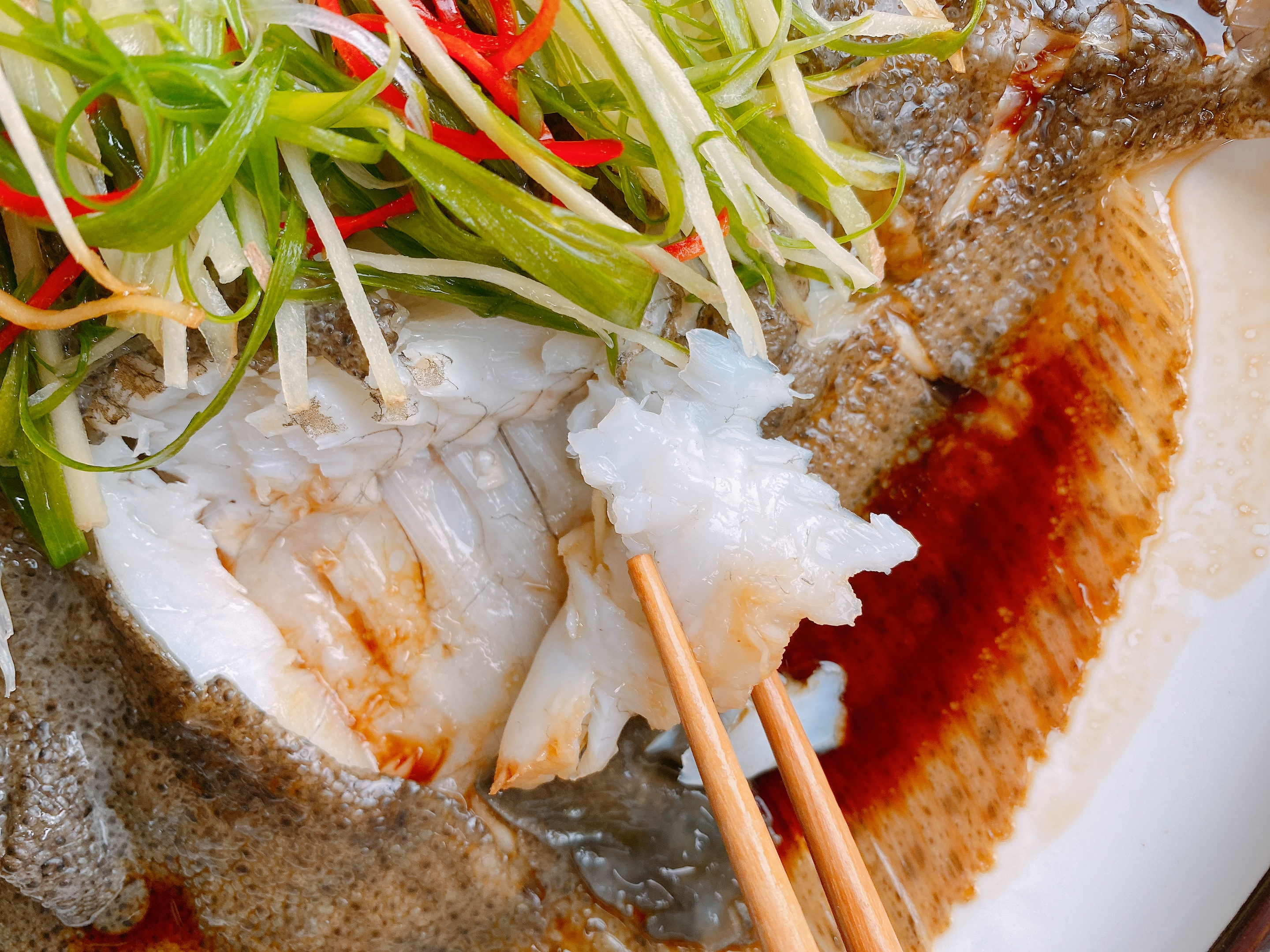 怎么蒸多宝鱼好吃(清蒸多宝鱼,牢记"2要素",简单一蒸就是硬菜,鱼肉