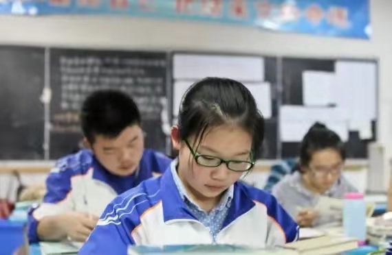 福建高考数据统计，本科录取率达66.8%，本地学生真幸福