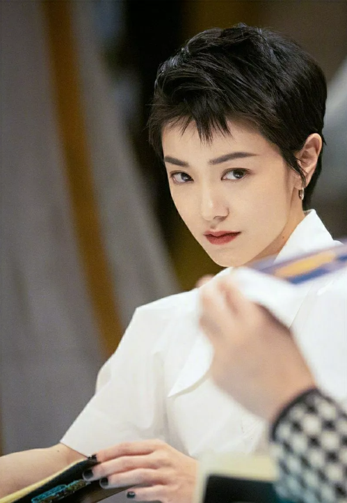 香港"三美"vs内地"三美"台湾"三美",到底谁的短发最美?