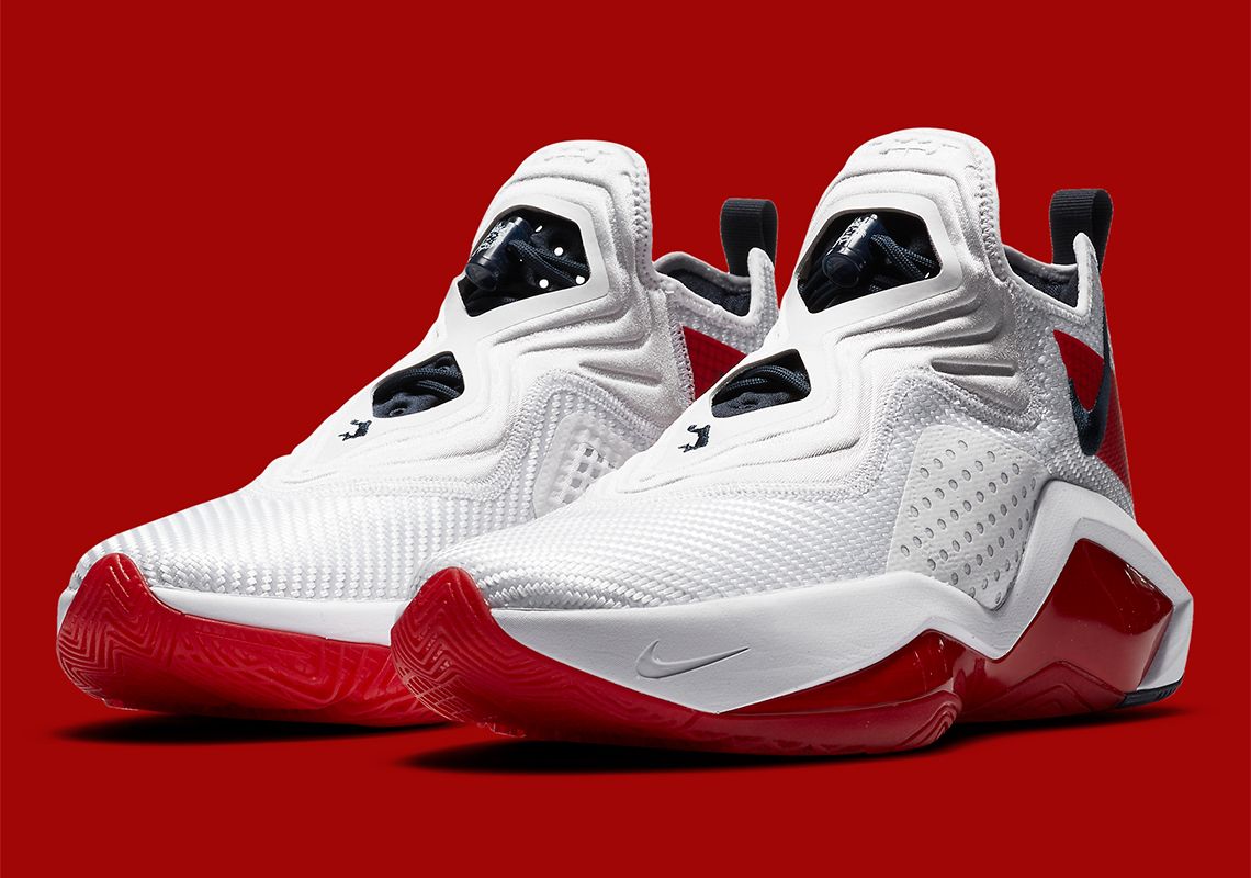 nba球鞋为什么脚趾变形（身高2米18穿59码，那詹姆斯脚趾变形后，穿多大码的球鞋才舒服？）