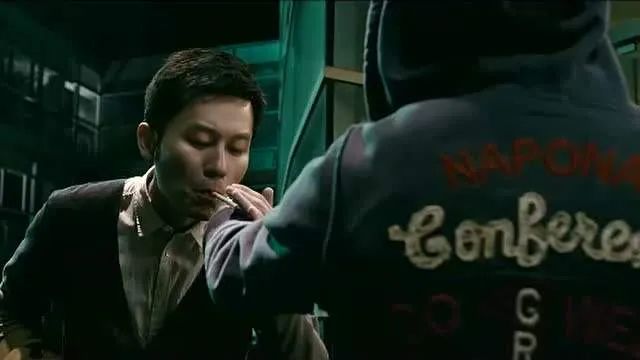 俗语“两人不对火，三人不点烟”是什么意思？点烟文化有何讲究？