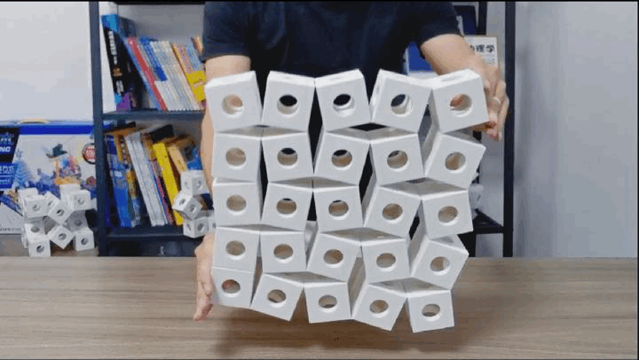 孩子沉迷手机怎么办？用这一招，手机从此是路人