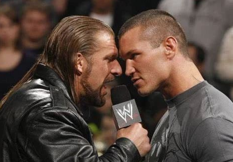 wwe2011皇家大战(hhh与兰迪时隔十年再次交手,五十人皇家大战即将再度