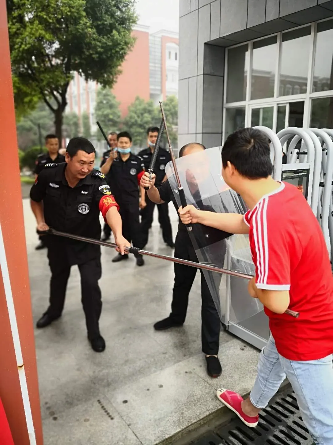 在新津为明学校，安全是一份24小时、365天不能停的责任