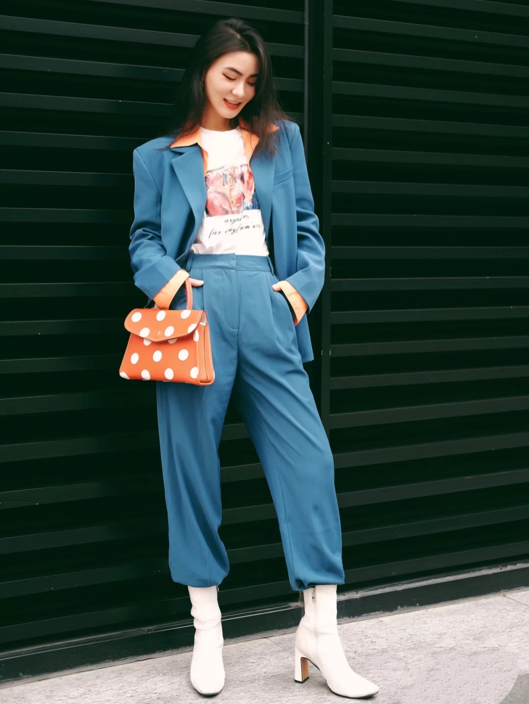 夏季就要穿复古浪漫的孔雀蓝 夏季就要穿复古浪漫的孔雀蓝衣服 - 情书