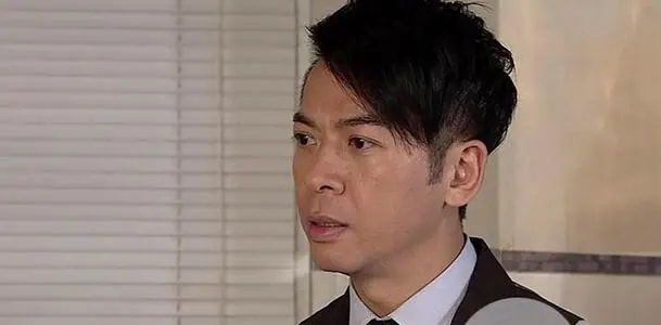 5位港圈中的“渣男”，陈浩民借醉狼吻女模特，罗嘉良被指弃糟糠
