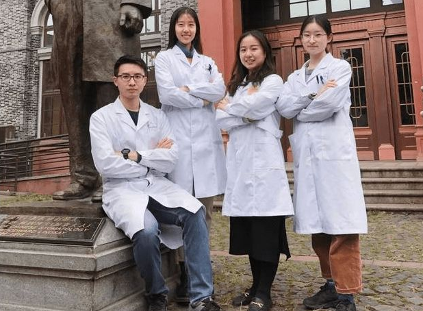 医学院“最新”排行榜出炉，协和医院众望所归，其他院校有所变动