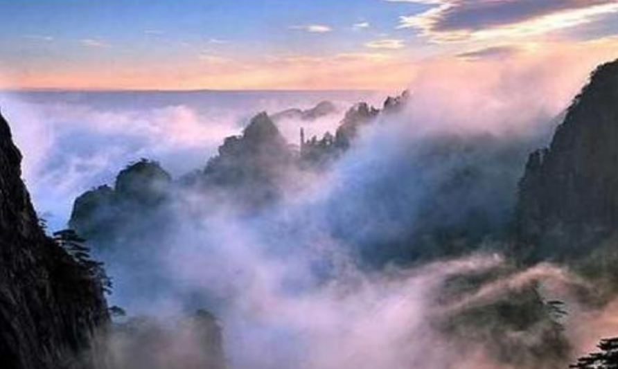 日照香炉生紫烟的香炉是指什么(日照香炉生紫烟的香炉是指什么意思)