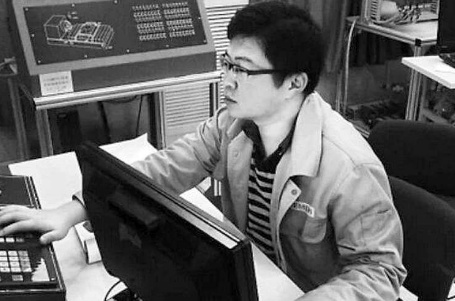 2011年他不顾家人反对，从北大退学改读技校，后来怎么样了