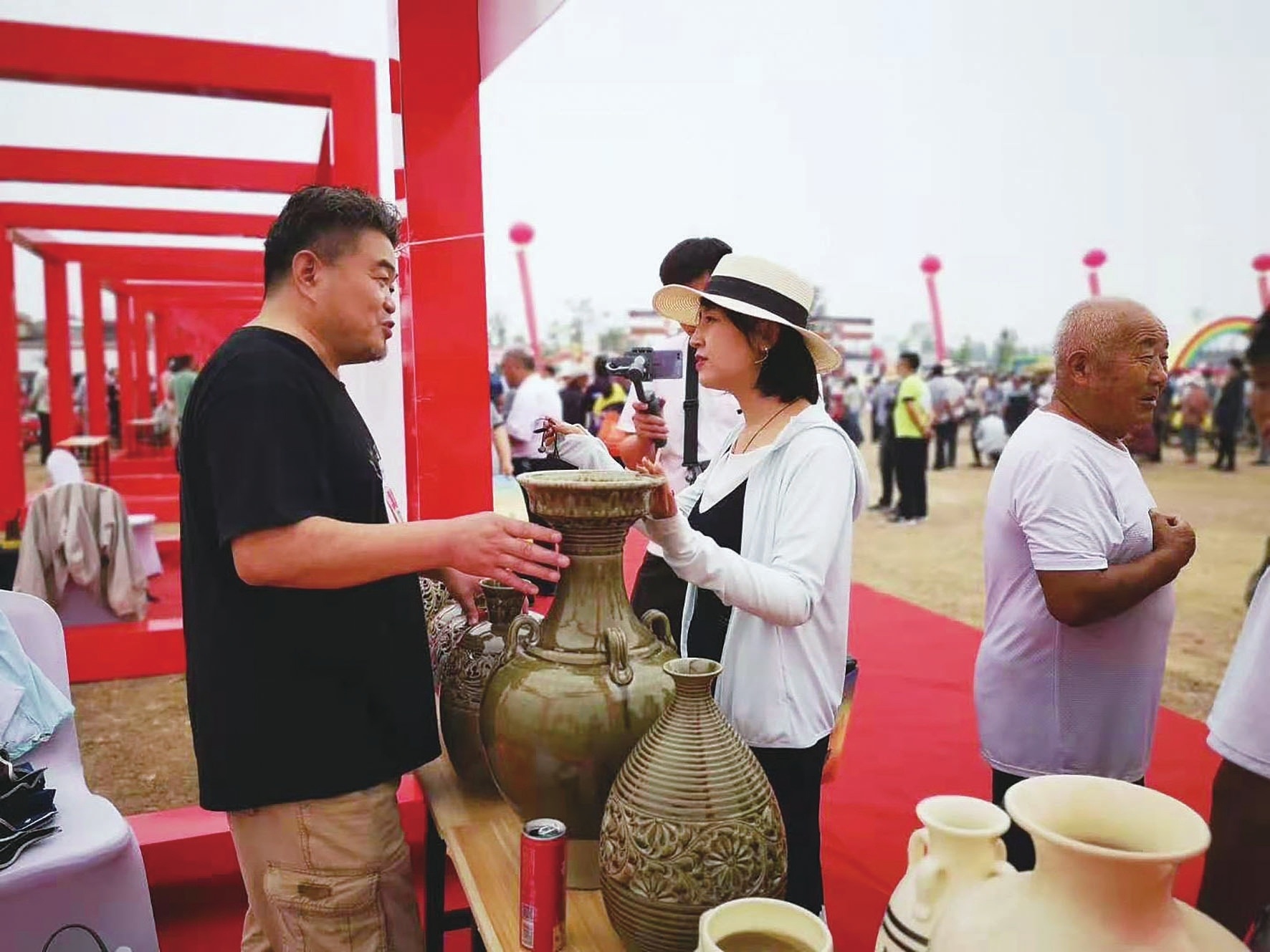 创投市场探访山东省枣庄市薛城区中陈郝古陶瓷传承人刘兵青瓷情怀