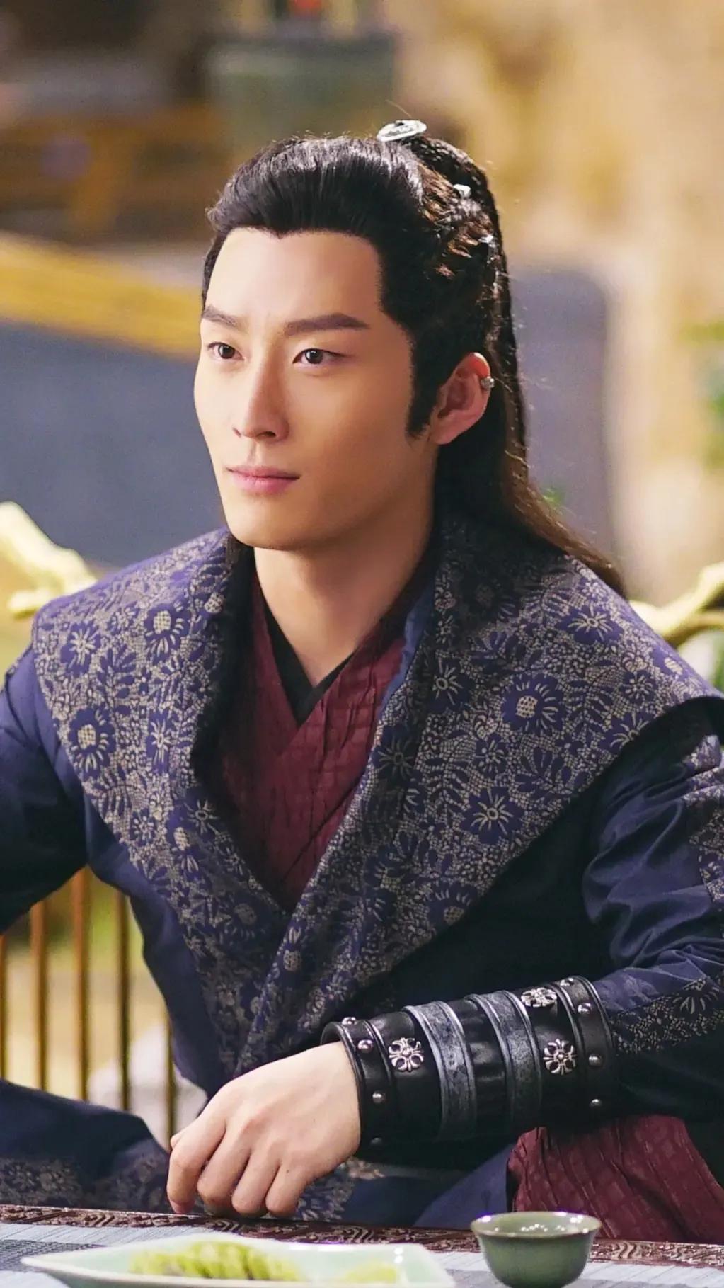 金瀚的古装剧太丑,制片人非得逆天改命,如今毁了演员还不自知