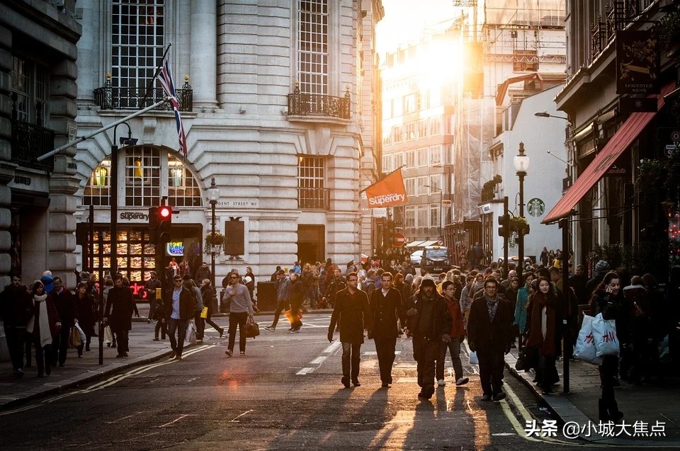 青海大学生都去了外地，返乡率不足25%，除了国考拿什么留住人