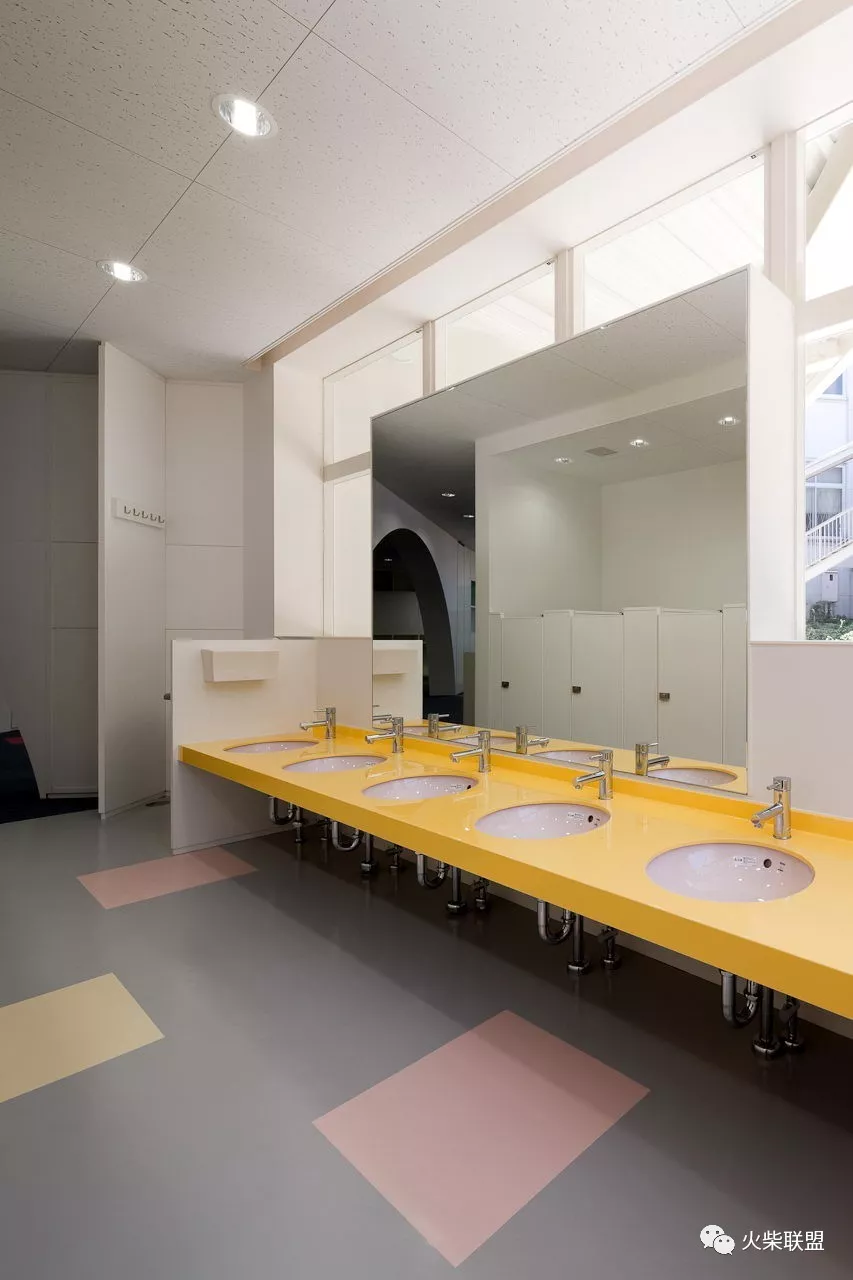 国内外优秀大学校园设计作品，看看别人的大学可以有多美