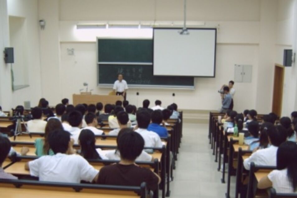 同一所大学，一本和二本批次有什么不同？毕业证基本看不出来